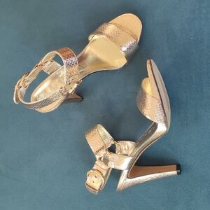 Karl Lagerfeld Champagne heels size 6